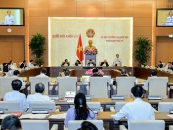 Ủy ban Thường vụ Quốc hội xem xét phê chuẩn việc bổ nhiệm Đại sứ