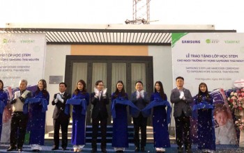 Samsung Việt Nam trao tặng lớp học STEM tại Thái Nguyên