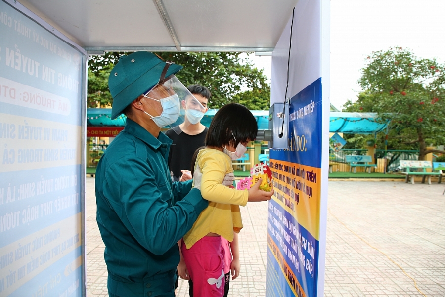 [Photo] TP Thái Nguyên thần tốc xét nghiệm SARS-CoV-2 
