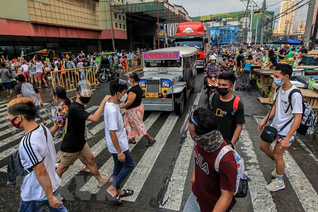 Số ca nhiễm tiếp tục tăng, Philippines phong tỏa vùng thủ đô Manila