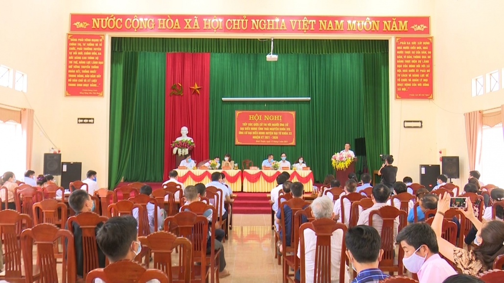 Tiếp xúc giữa ứng cử đại biểu HĐND tỉnh Thái nguyên khóa XIV với cử tri các địa phương