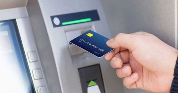 Sau ngày 31/12, thẻ từ vẫn giao dịch bình thường trên ATM, POS