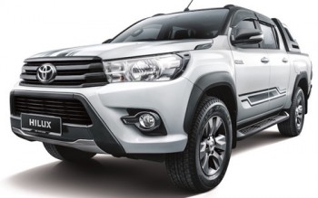 Toyota Hilux có thêm bản đặc biệt giá 645 triệu
