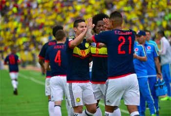 Chile và Colombia chung tay đẩy Argentina xuống vị trí thứ năm