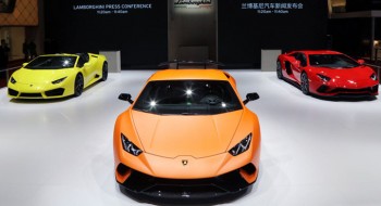 Lamborghini Huracan Performante và Aventador S ra mắt tại Thượng Hải