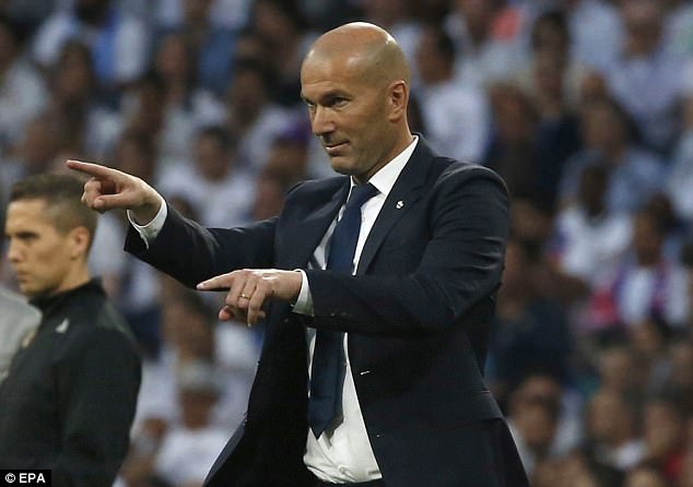 HLV Zidane đối diện với nguy cơ bị sa thải