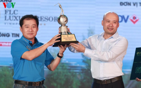 Golfer Andrew Hùng Phạm vô địch Biscom Golf Tournament 2017