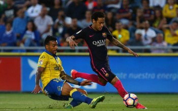 Neymar lập hat-trick, Barca “đè bẹp” Las Palmas