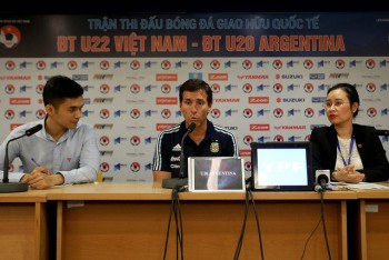 HLV U20 Argentina hết lời khen ngợi U23 Việt Nam