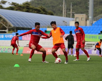 Tuyển thủ U20 Việt Nam tranh thủ ghi điểm trước ngày chốt danh sách