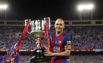 Iniesta lập kỷ lục số danh hiệu trong làng bóng đá Tây Ban Nha
