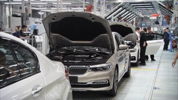 BMW tạm đóng cửa một nhà máy ở Trung Quốc