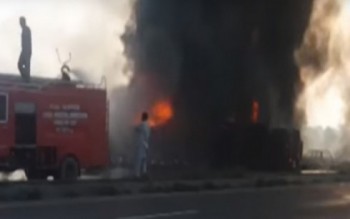 123 người chết cháy do xe chở dầu bị lật trên đường cao tốc Pakistan