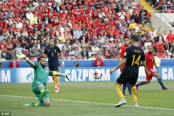 Hòa Australia, Chile mất ngôi đầu bảng vào tay Đức
