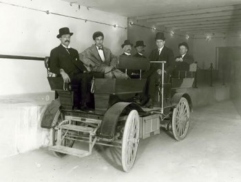 Mẫu xe điện đầu tiên của thế giới tại nhà quốc hội Mỹ