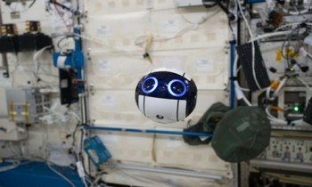 Robot hình cầu gia nhập phi hành đoàn trên trạm ISS