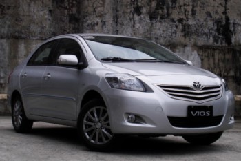 Toyota Việt Nam triệu hồi hơn 20.000 xe Vios và Yaris do lỗi túi khí