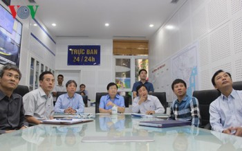 Phó Thủ tướng Trịnh Đình Dũng trực tiếp chỉ đạo phòng chống bão số 10