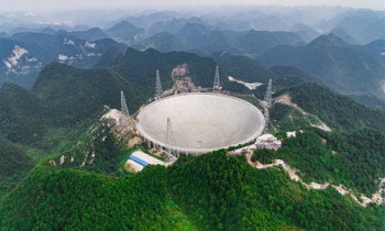 Siêu kính viễn vọng của Trung Quốc phát hiện hai ẩn tinh