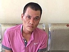 CSGT Hà Nội liên tiếp bắt được 'quái xế' mang theo ma túy đá