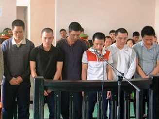 Tòa trả hồ sơ vụ bảo vệ Công ty Long Sơn đánh người gây thương tích