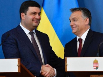 Hungary miễn phí thị thực cho công dân Ukraine