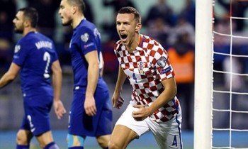 Croatia thắng đậm, chạm một tay vào vé dự World Cup