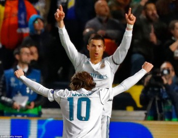 C.Ronaldo lập cú đúp, Real Madrid giành vé đi tiếp ở Champions League