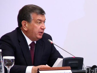 Tổng thống tạm quyền Uzbekistan Mirziyoyev nhiều khả năng thắng cử