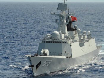 Ông Trump chỉ trích Trung Quốc phô trương sức mạnh ở Biển Đông