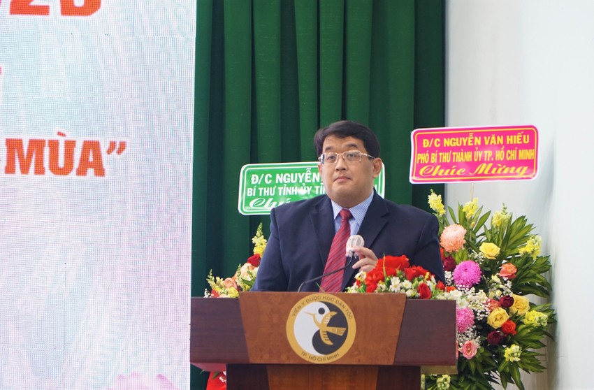 Việt Nam có thuốc y học cổ truyền điều trị COVID-19 đầu tiên ảnh 1