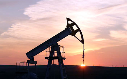 Giá dầu giảm khi Mỹ gia tăng lượng dự trữ
