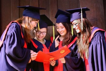 Căn cứ vào số lượng SV tốt nghiệp có việc làm để xác định chỉ tiêu đại học 2018