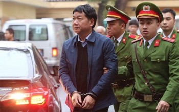 Vì sao ông Đinh La Thăng, Trịnh Xuân Thanh bị cách ly khi tòa thẩm vấn