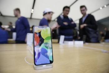 Apple cắt giảm sản xuất iPhone X do 'ế' hàng?