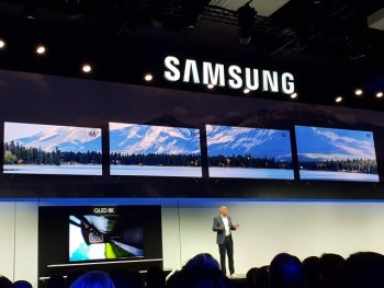 Samsung trình diễn TV 8K lớn nhất 98 inch đầu tiên trên thế giới