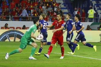 Xuất sắc trước Nhật Bản, Văn Lâm có cơ hội tranh giải thủ môn hay nhất