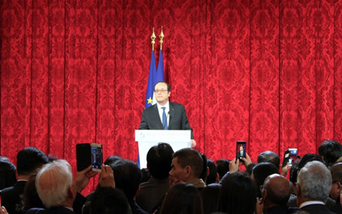 Tổng thống Pháp Francois Hollande chúc Tết Châu Á
