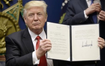 Mỹ bắt giữ hàng trăm người nhập cư sau sắc lệnh của ông Trump