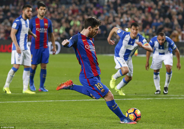 Messi lập cú đúp, Barcelona trở lại ngôi nhì bảng La Liga