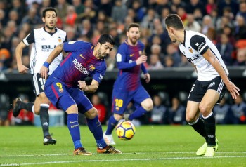 Barcelona - Valencia: Thử thách lớn với nhà vô địch