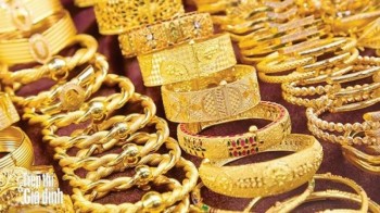 Giá vàng SJC chỉ còn cao hơn vàng thế giới 90.000 đồng/lượng