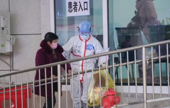 Dịch COVID-19: Trung Quốc ghi nhận 98 ca tử vong mới và 1.886 ca nhiễm