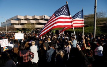 Các cuộc tuần hành ủng hộ Tổng thống Trump diễn ra trên khắp nước Mỹ