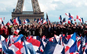 Người ủng hộ quay lưng với ứng viên Tổng thống Pháp Francois Fillon?