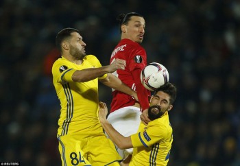 Lượt đi vòng 1/8 Europa League: MU tính toán, Roma gây thất vọng
