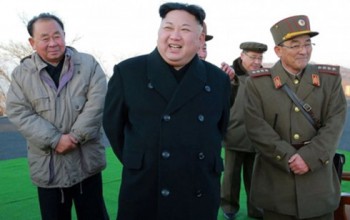 Lãnh đạo Triều Tiên thị sát nơi thử động cơ tên lửa mới