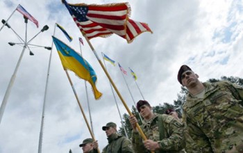 Ukraine muốn trở thành đồng minh không thuộc NATO của Mỹ