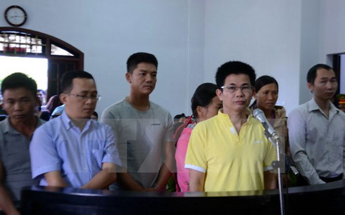 Bị cáo Trần Minh Lợi lĩnh án 4 năm 6 tháng tù giam vì tội đưa hối lộ