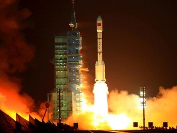 Trạm không gian Trung Quốc đang rơi xuống Trái đất có thể gây 'chết người' chỉ tính bằng ngày